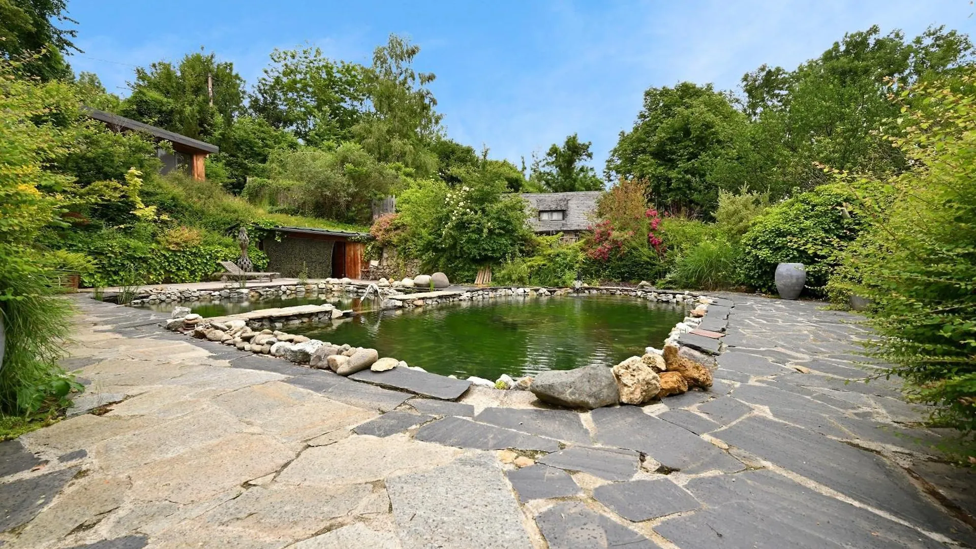 Cabane Petit Bouddha Arrien-en-Bethmale